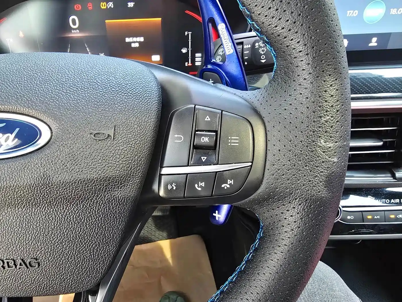 Photo 23 - Ford Focus