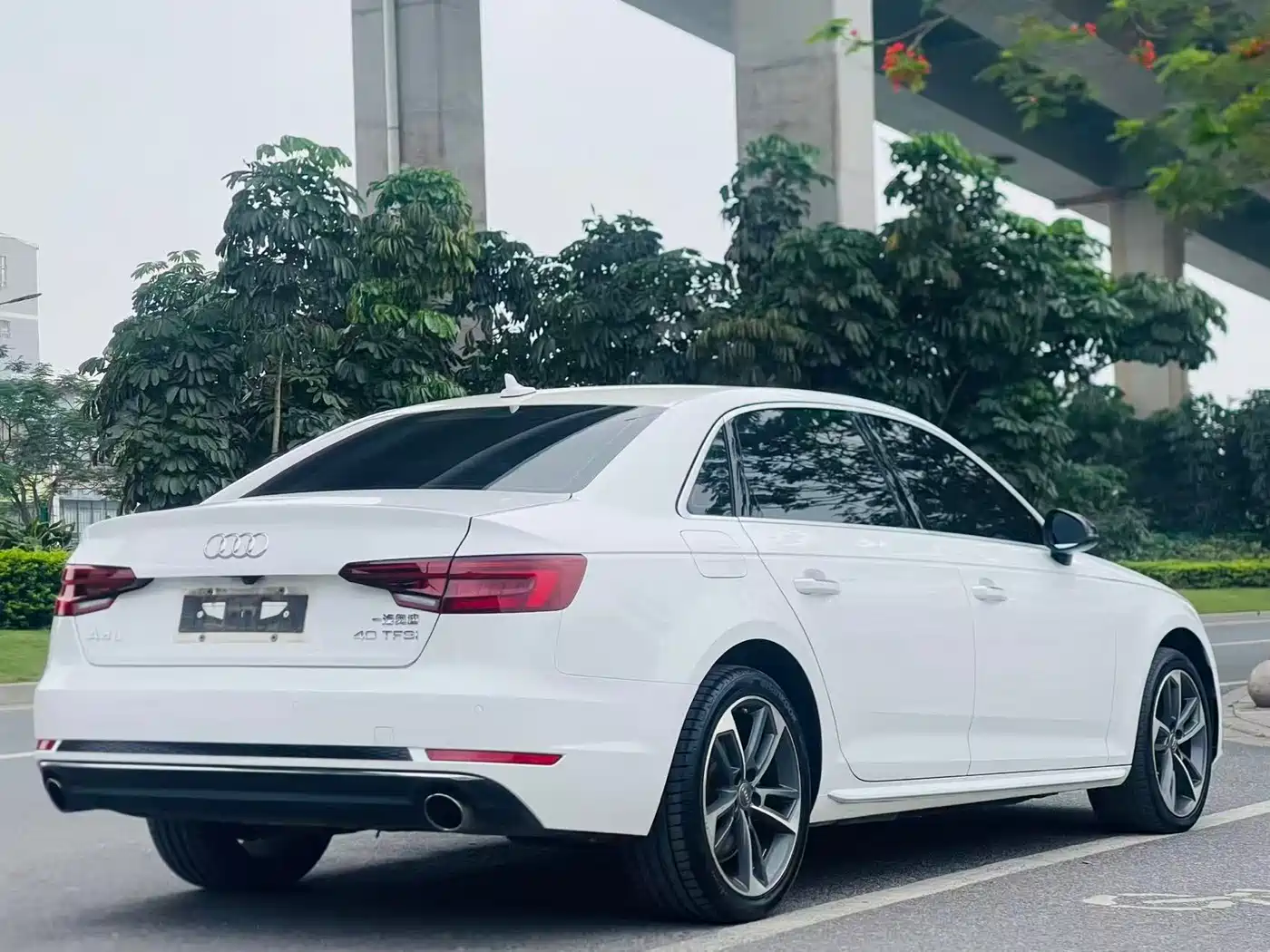 Audi A4L 2018 30th Anniversary 40 TFSI Progressive фото 5