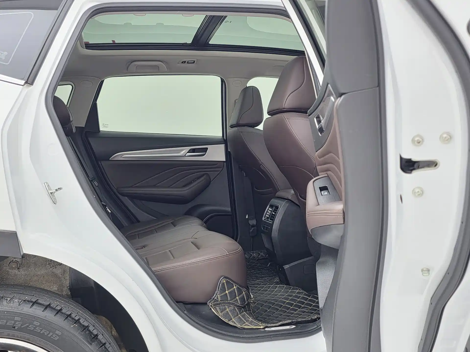 Фото 10 - Haval F7