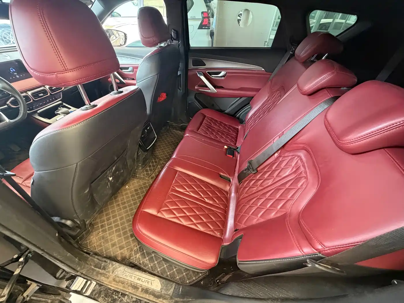 Jetour X70 PLUS 2025 2024 Champion Edition 1.5T DCT Champion PRO 7-seater