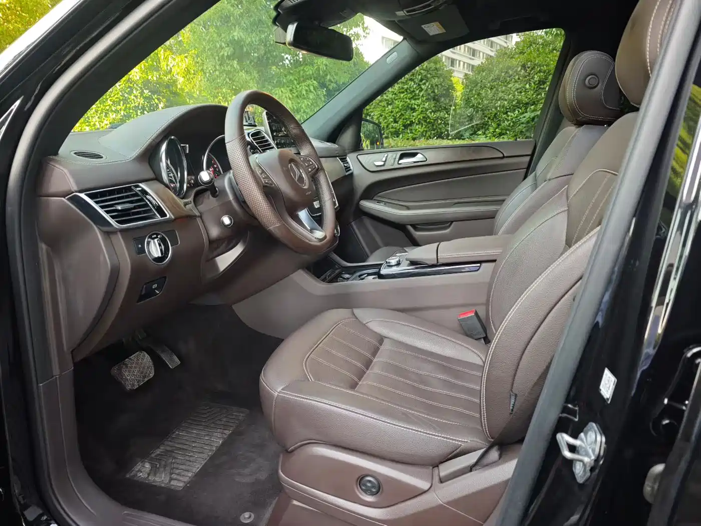 Mercedes-Benz GLE 2018 GLE 400 4MATIC Ultimate Edition фото 7