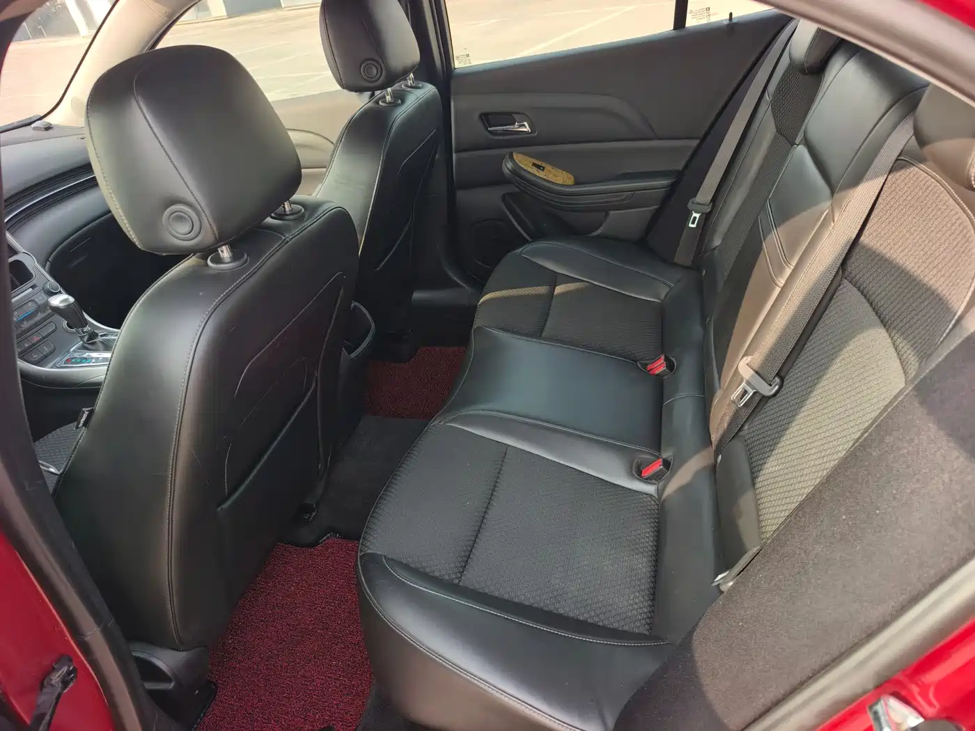 Chevrolet Malibu 2013 1.6T Automatic Comfort фото 9