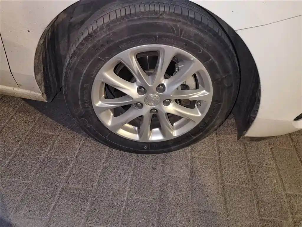 Buick GL6 2021 323T Mild Hybrid Connected Elite фото 23