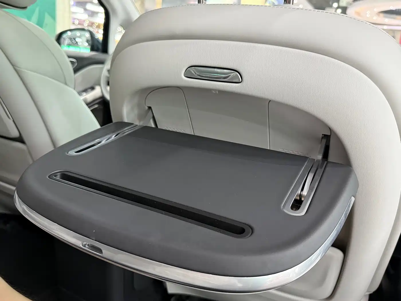 Voyah Auto Voyah Dreamer 2025 PHEV AWD Flagship Kunpeng Edition фото 16