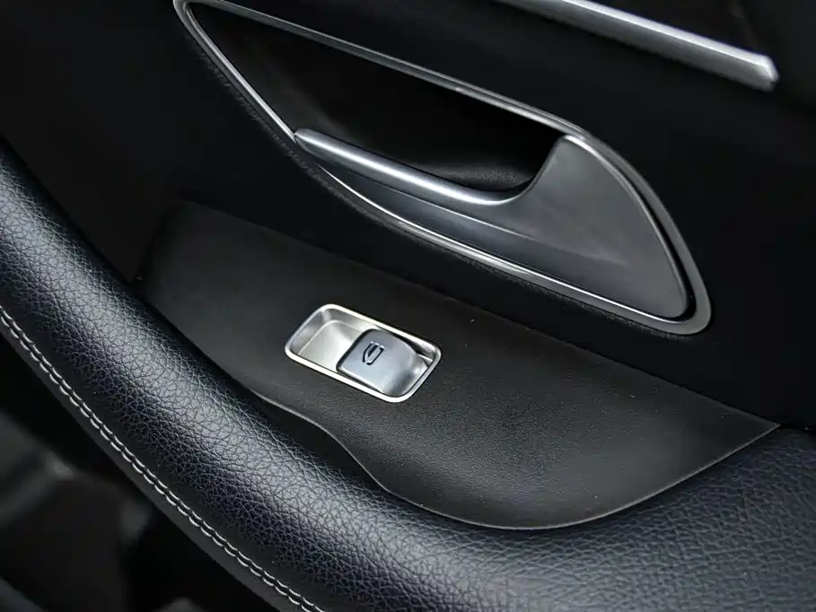 Mercedes-Benz GLE 2024 GLE 450 4MATIC Luxury фото 29