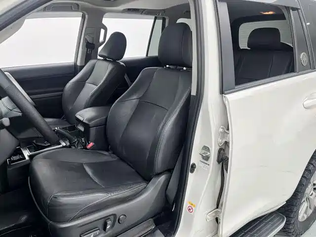 Toyota Prado 2018 3.5L Automatic TX-L Rear-mounted Spare Tire фото 15