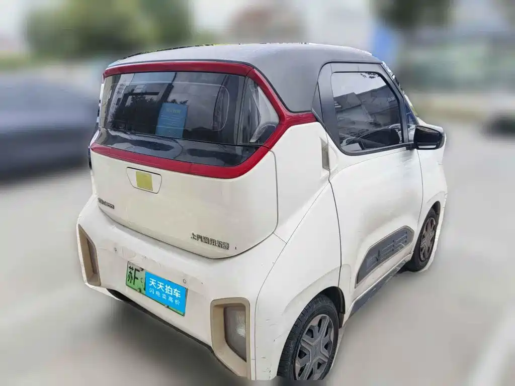 2021 Baojun E200