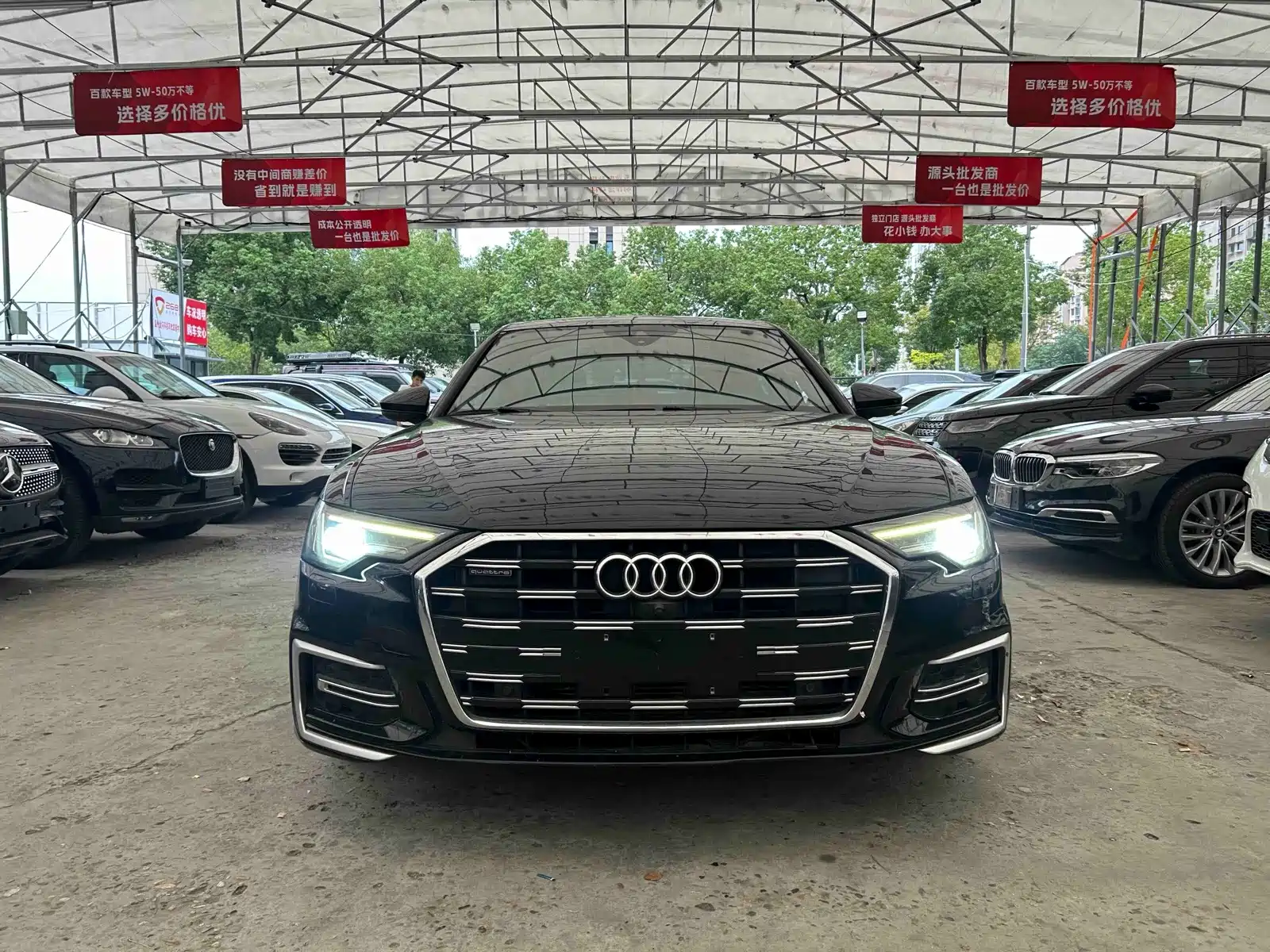 Фото 2 - Audi A6L