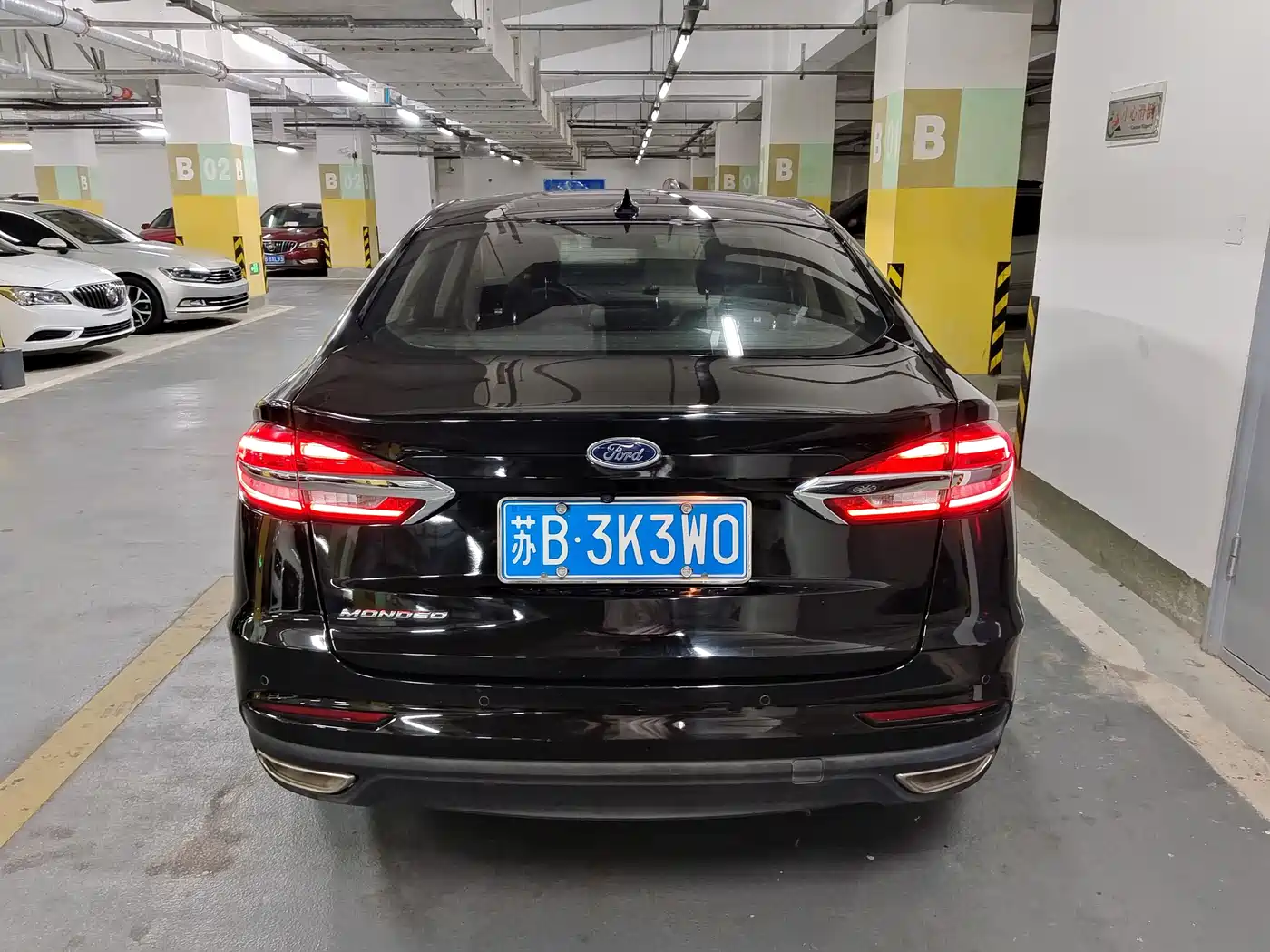 Фото 5 - Ford Mondeo