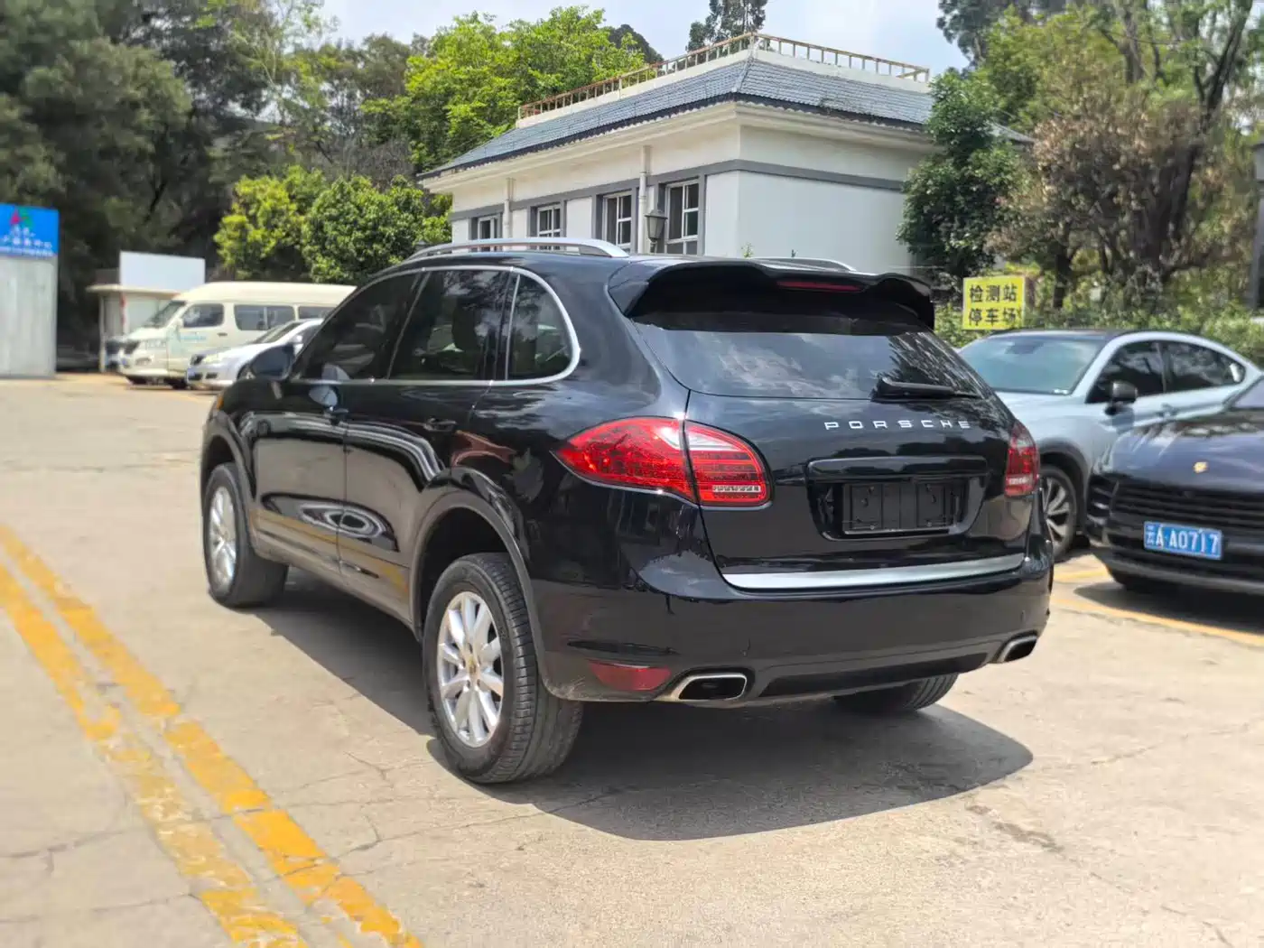 Porsche Cayenne 2011 Cayenne 3.0T фото 5
