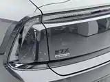 Фото 8 - Audi E7X