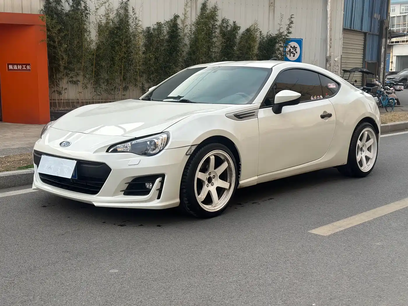 Subaru BRZ 2020 2.0L Manual type-RS фото 2