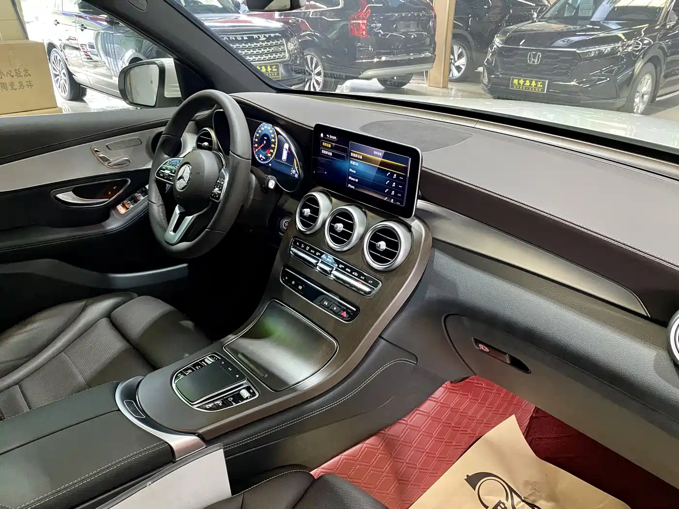 Mercedes-Benz GLC 2021 GLC 260 L 4MATIC Sporty фото 11