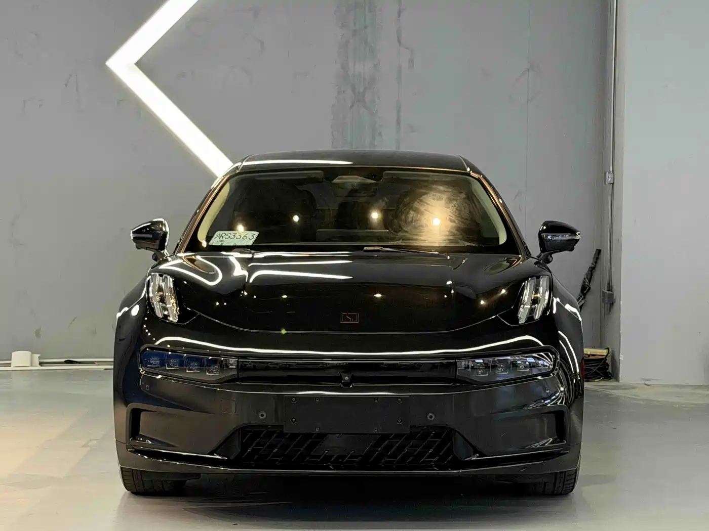 ZEEKR EXTREME KRYPTON 001