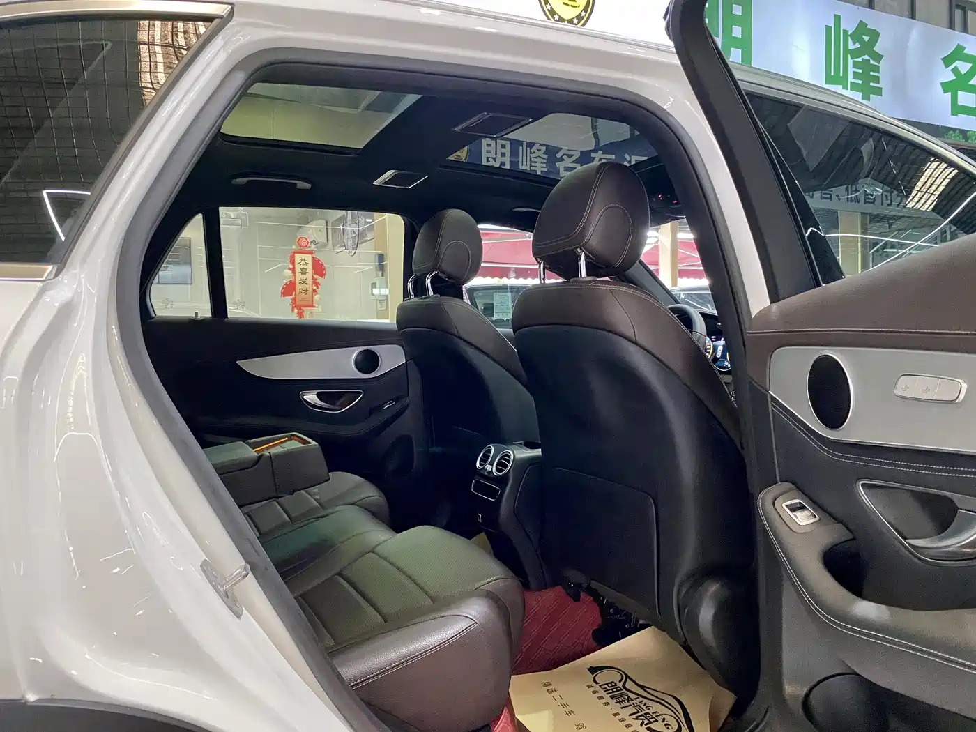 Mercedes-Benz GLC 2021 GLC 260 L 4MATIC Sporty фото 16