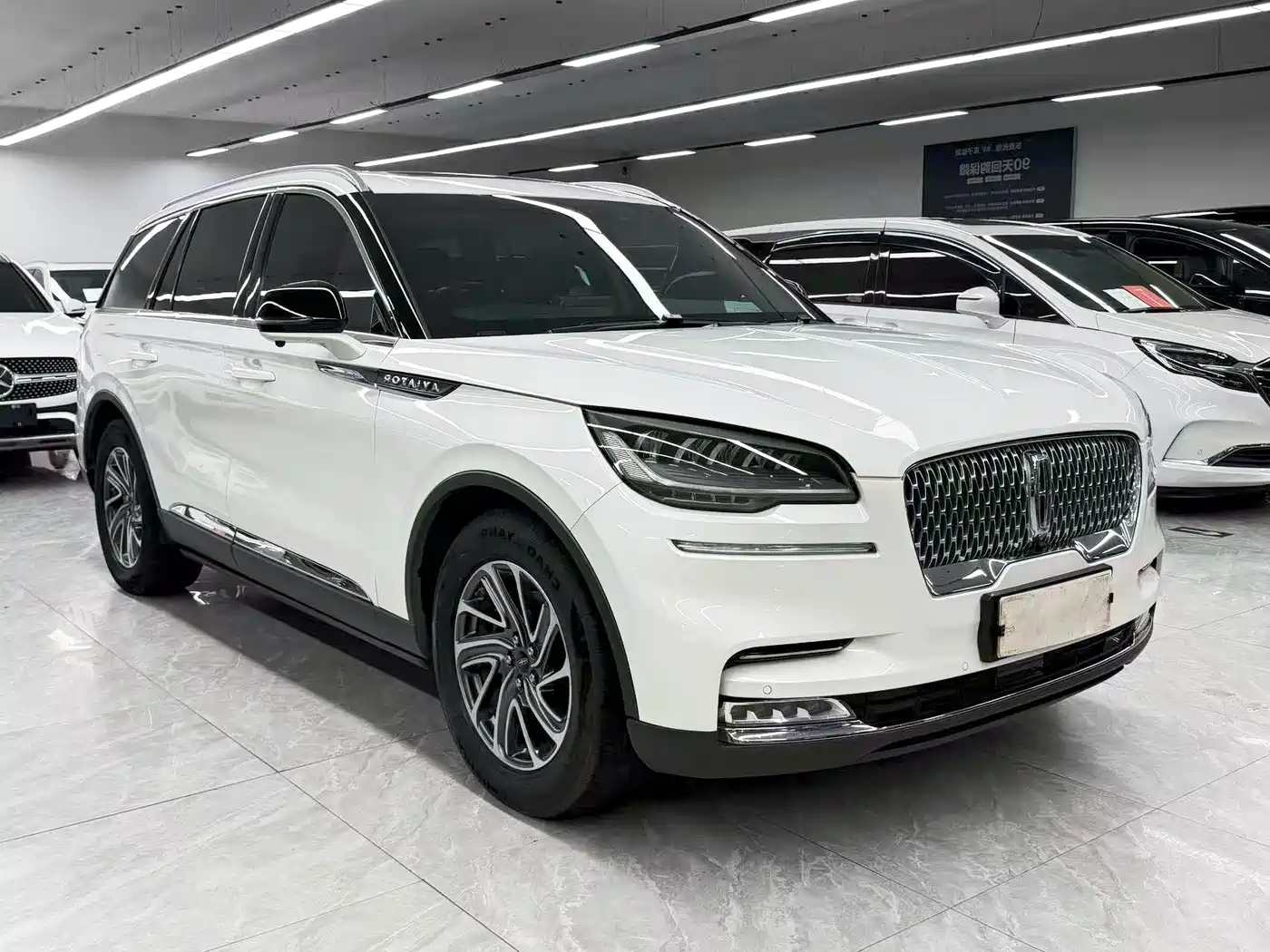 Lincoln Aviator, миниатюра 3