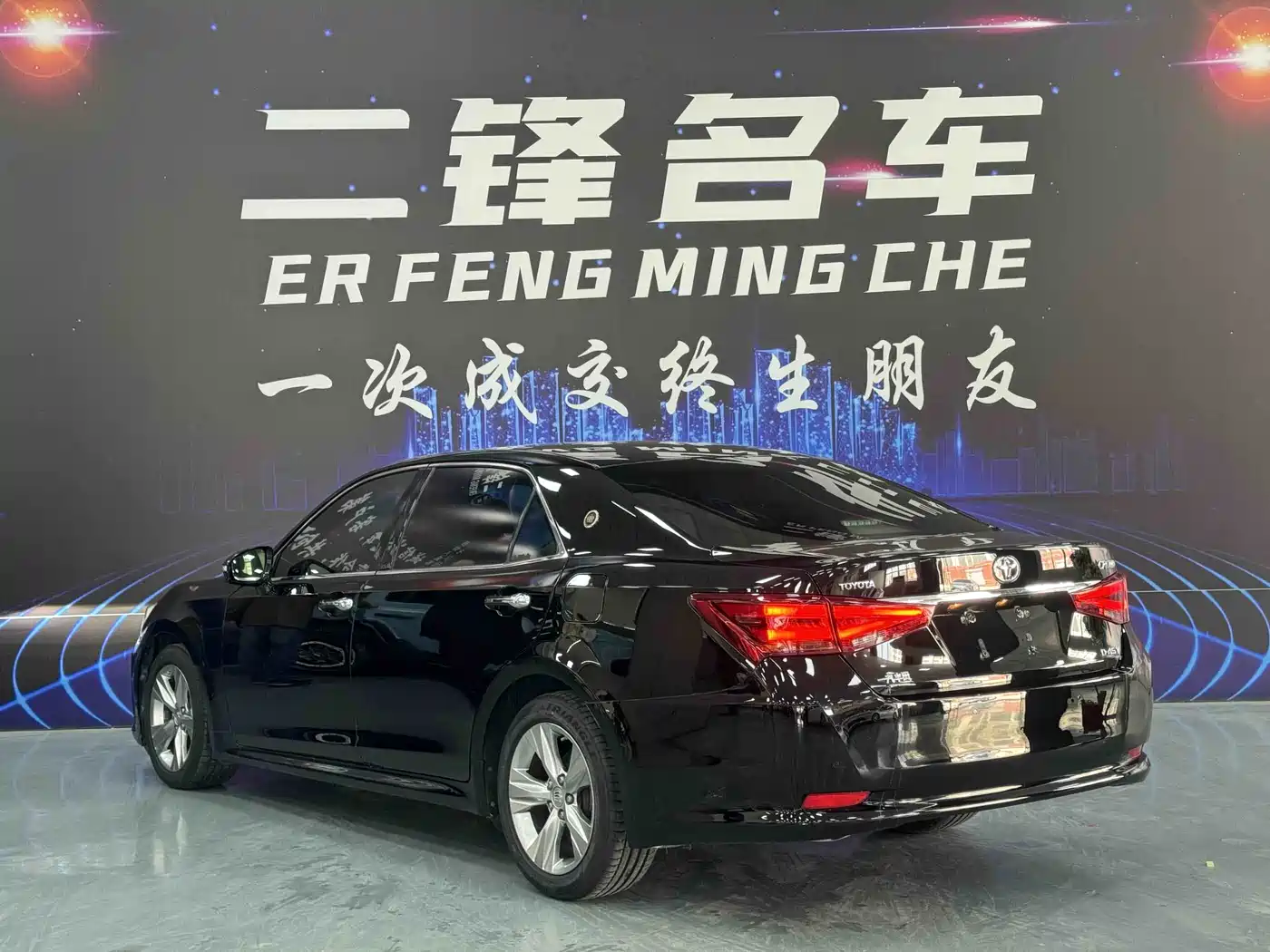 Toyota Crown 2015 2.0T Fashion фото 6