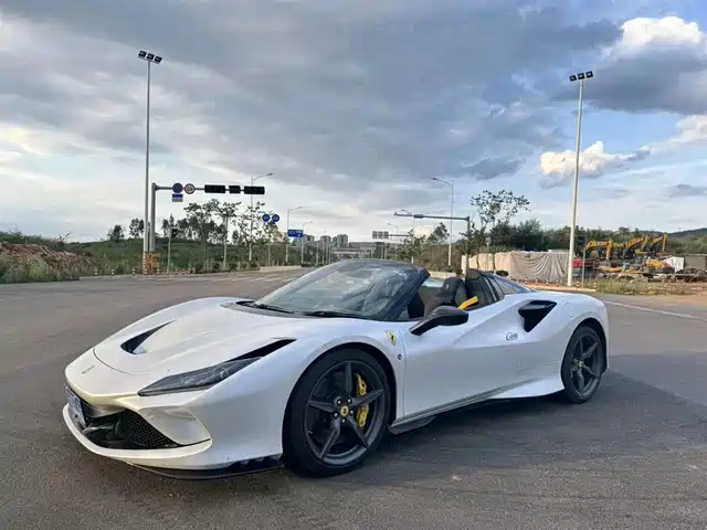 Ferrari F8 2020 Spider 3.9T V8
