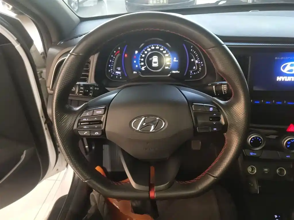 Hyundai Elantra 2019 1.4T Dual-clutch XuanDong·Vitality Type фото 11