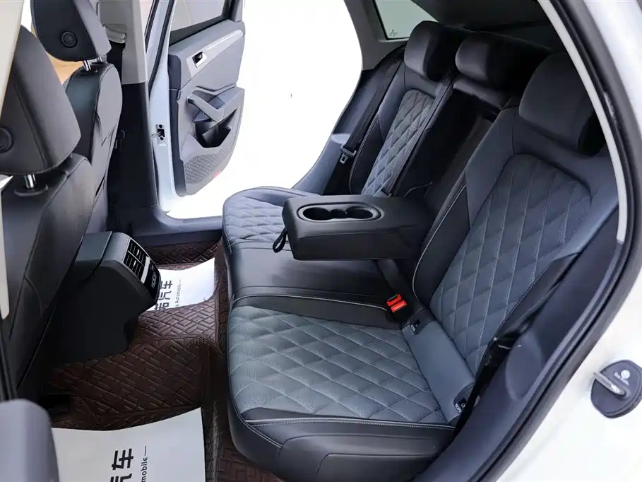 Volkswagen Sagitar 2025 Facelift 300TSI DSG Beyond Edition фото 29