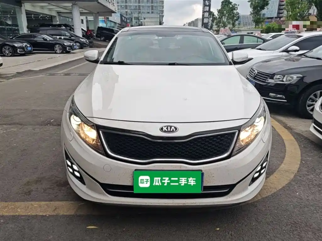 Kia K5 2015 2.0L Automatic Special фото 3