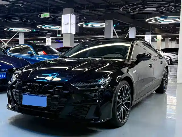 Audi A7L 2022 45 TFSI quattro S-line Vision Gloss Black Package