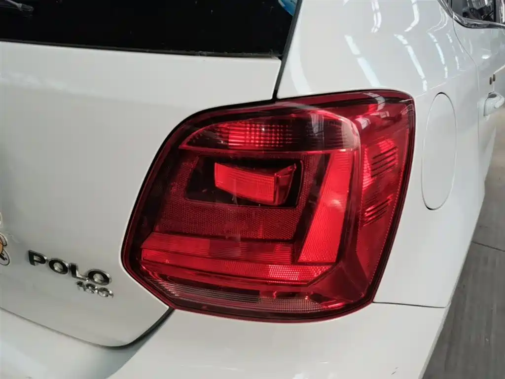 Volkswagen Polo 2018 1.5L Auto Comfort фото 8