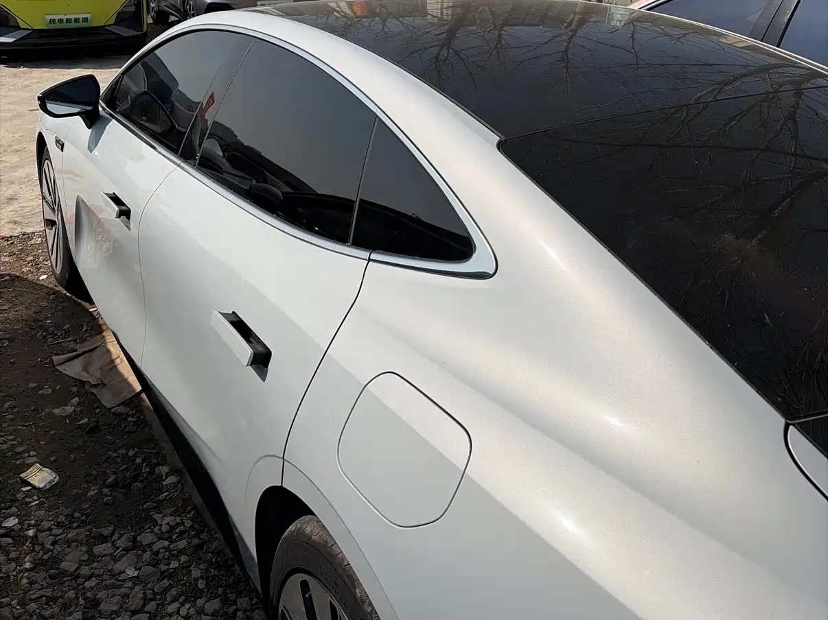 GEELY GALAXY GALAXY E8