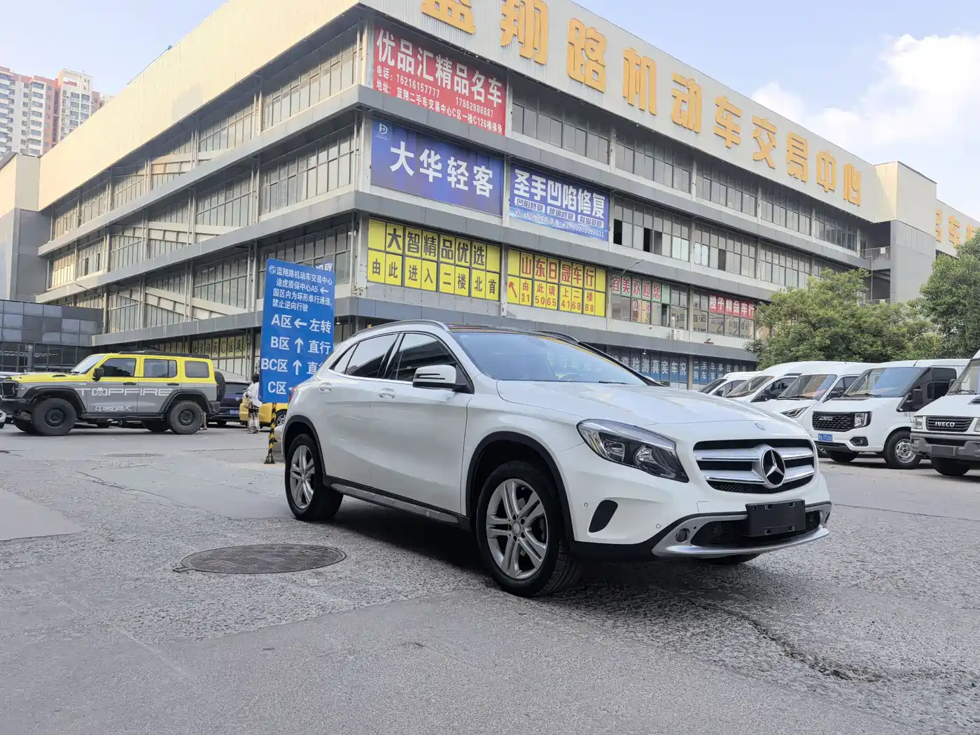 Mercedes-Benz GLA 2016 GLA 200 Dynamic фото 3