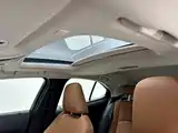 Photo 12 - Lexus UX