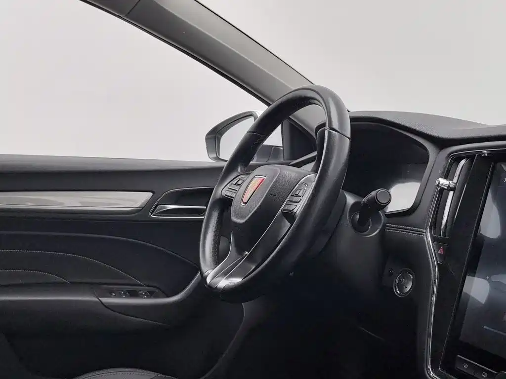 Roewe i6 New Energy 2018 2017 45T Hybrid Connected Smart Enjoyment Edition