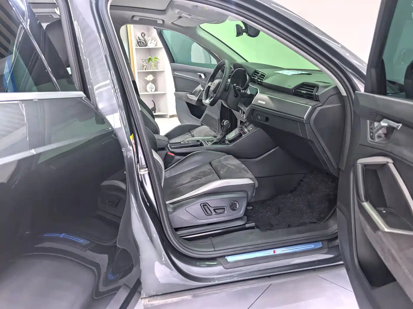 Audi Q3 2023 35 TFSI Fashion Dynamic (1.4T) фото 18