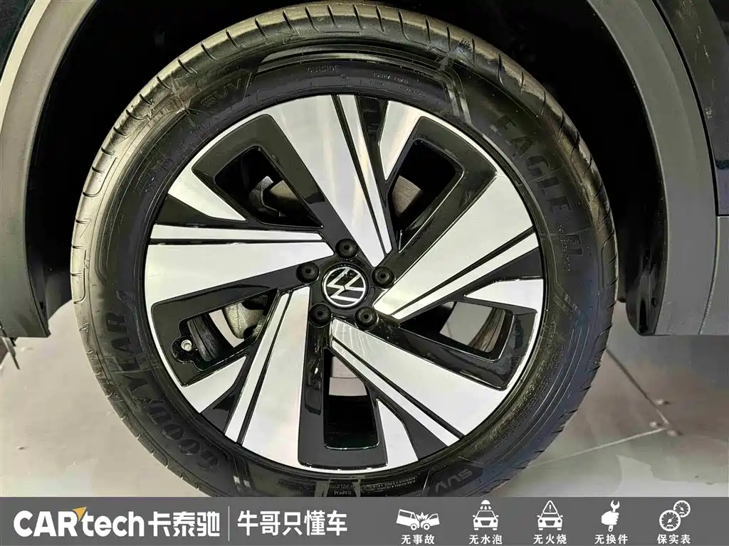 Volkswagen Teramont 2025 380TSI 4WD Outstanding Edition фото 11