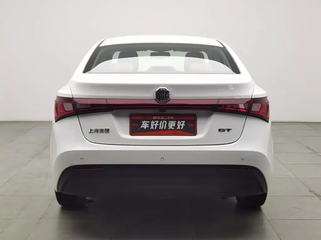 2018 MG GT