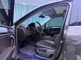 Фото 4 - Volkswagen Touareg