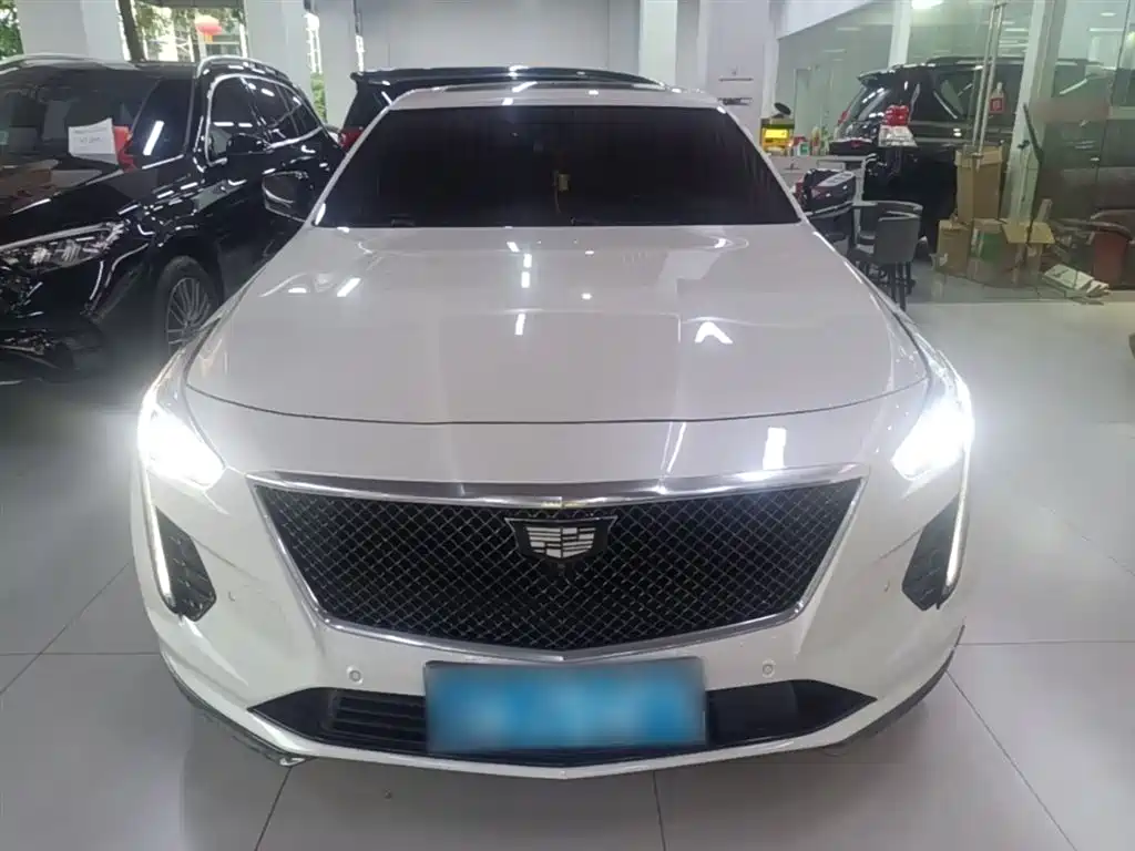 Cadillac CT6 2019 28T Leading Sport Model фото 3