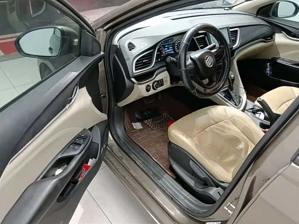 Buick Excelle 2015 18T Dual-Clutch Elite фото 16