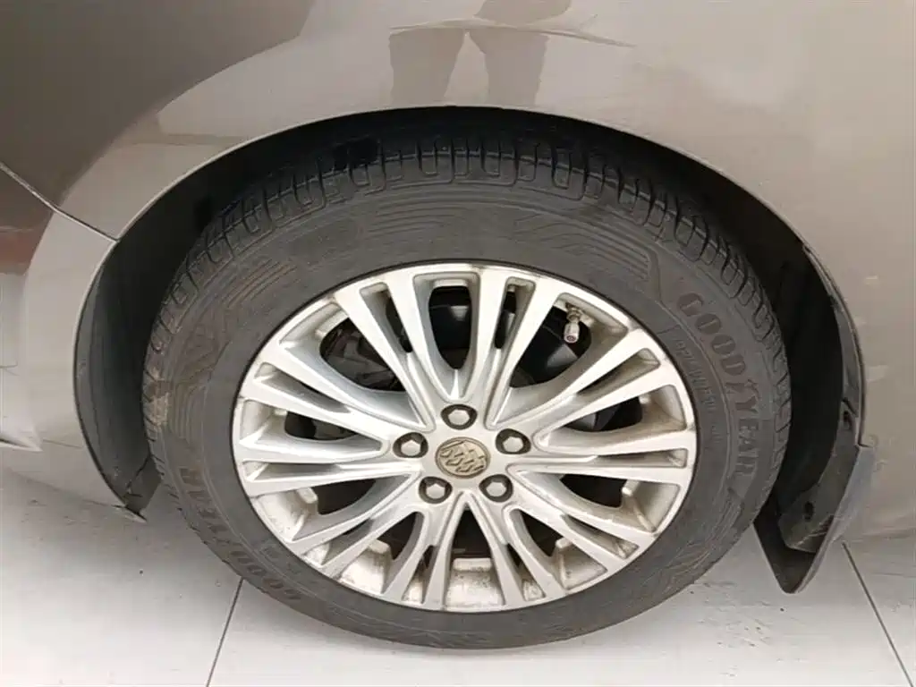 Buick Excelle 2015 18T Dual-Clutch Elite фото 23