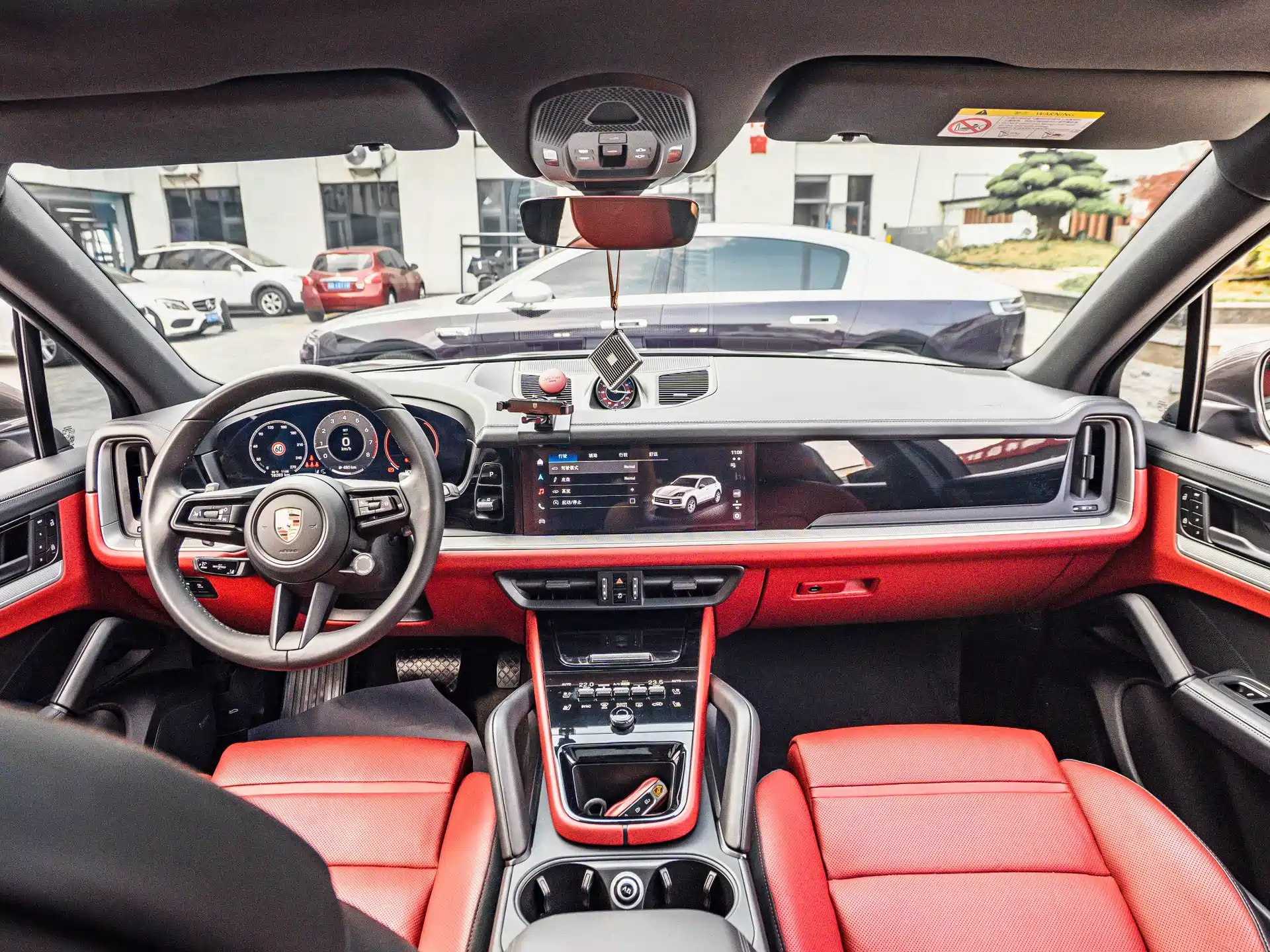 صورة 7 - Porsche Cayenne