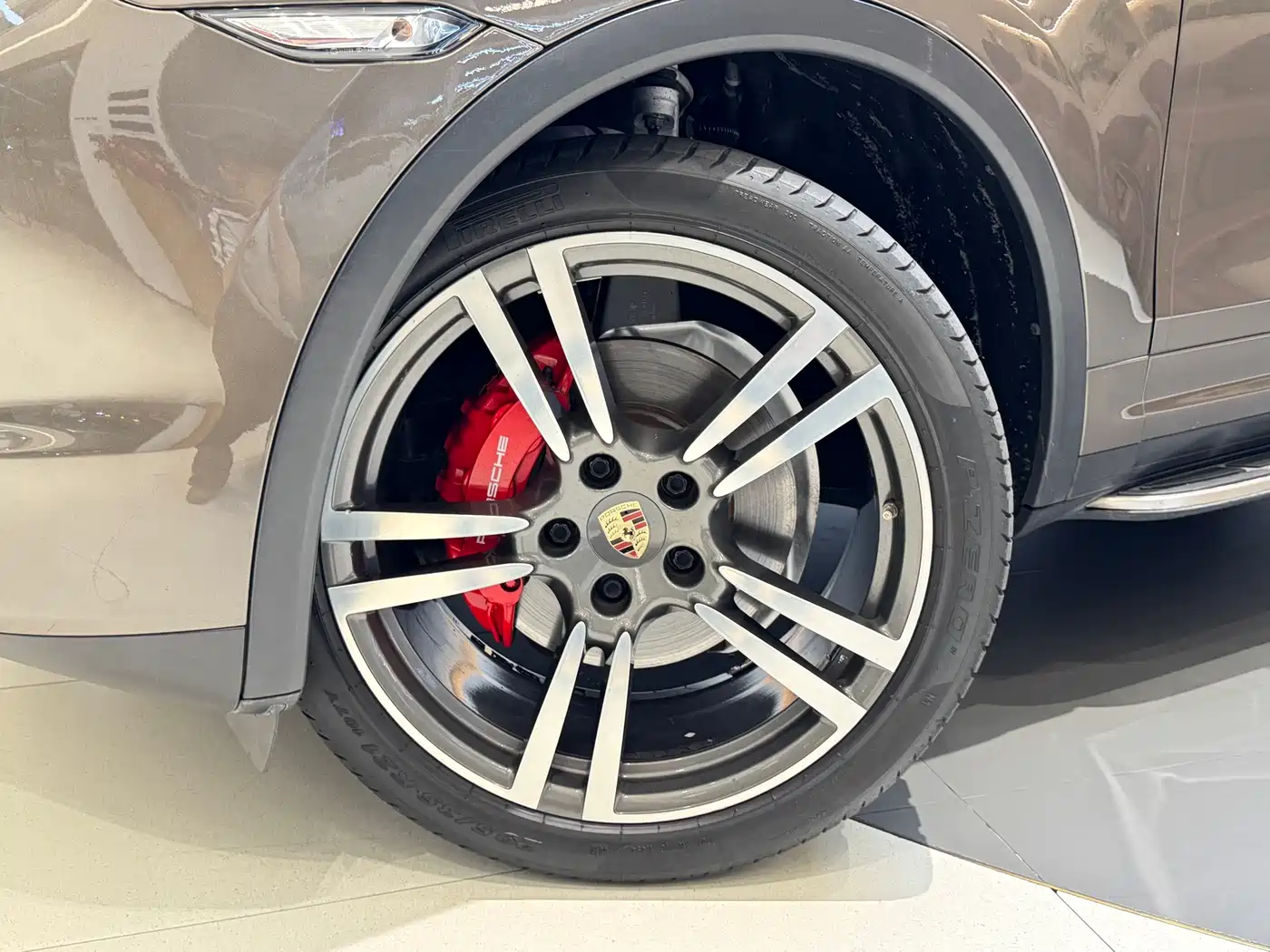 Porsche Cayenne 2014 Cayenne Platinum Edition 3.0T фото 28