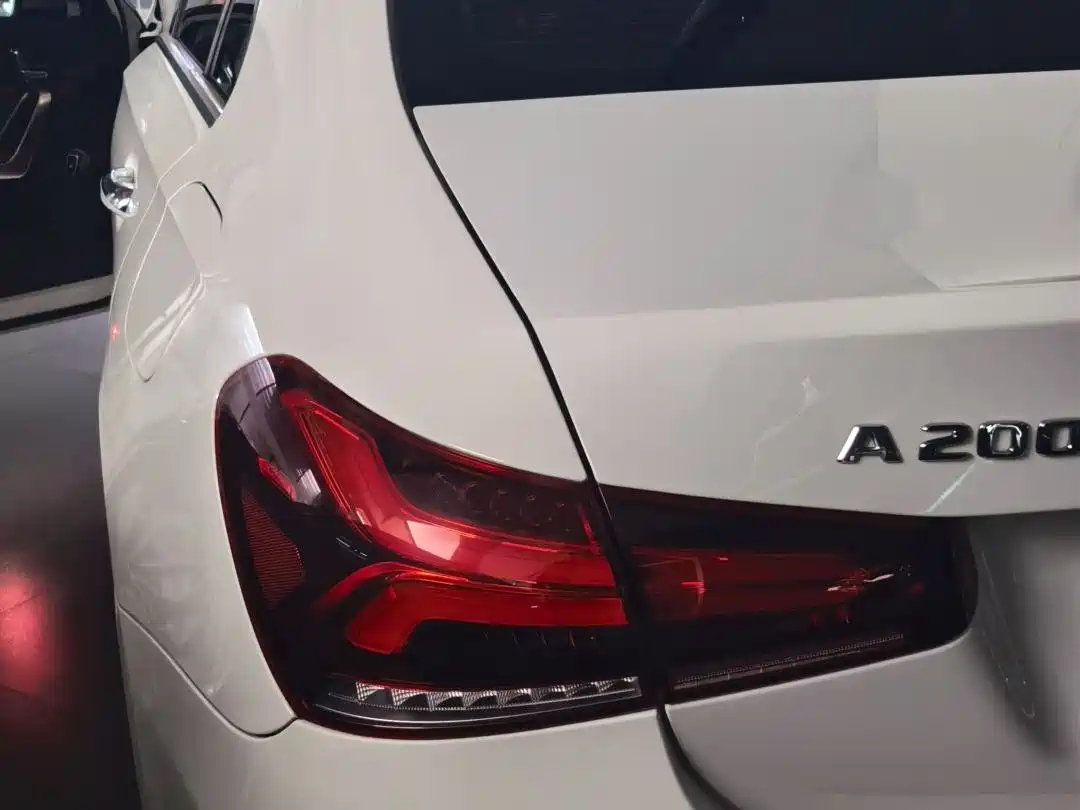 Mercedes-Benz A-Class 2019 A 200 L Sport Sedan фото 14