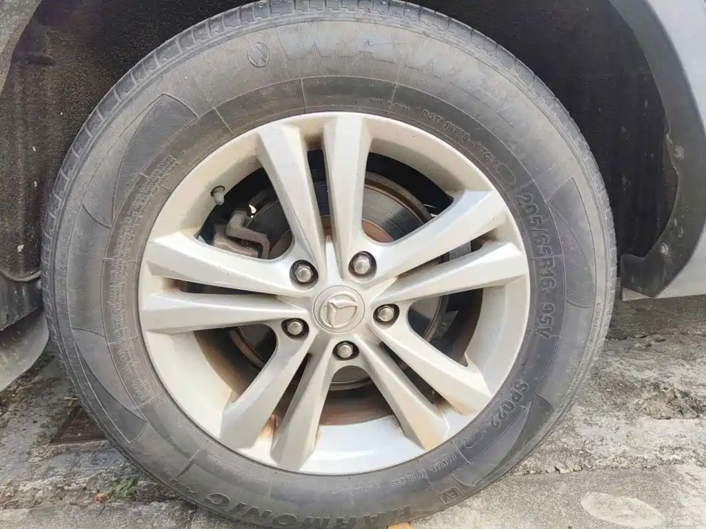 BAIC Huansu S3 2017 2016 S3L 1.5L Manual Premium