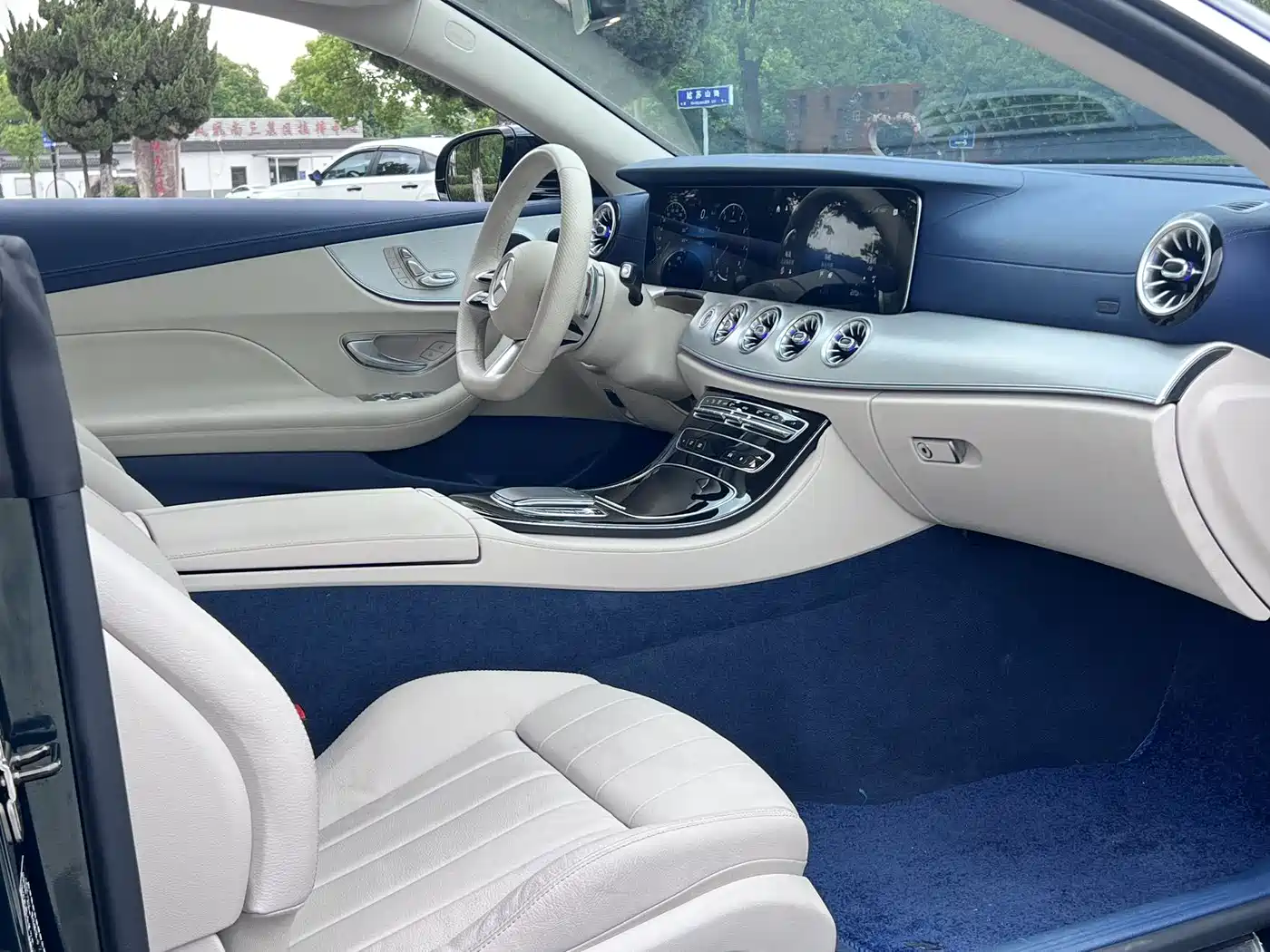 Mercedes-Benz E-Class (Import) 2023 E 260 Coupe фото 4