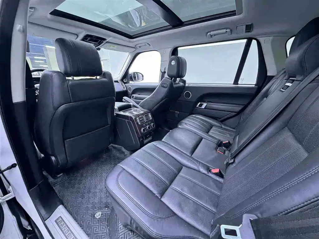 Land Rover Range Rover 2017 3.0 SC V6 Vogue LWB (Long Wheelbase) фото 15