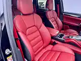 Photo 22 - Porsche Cayenne