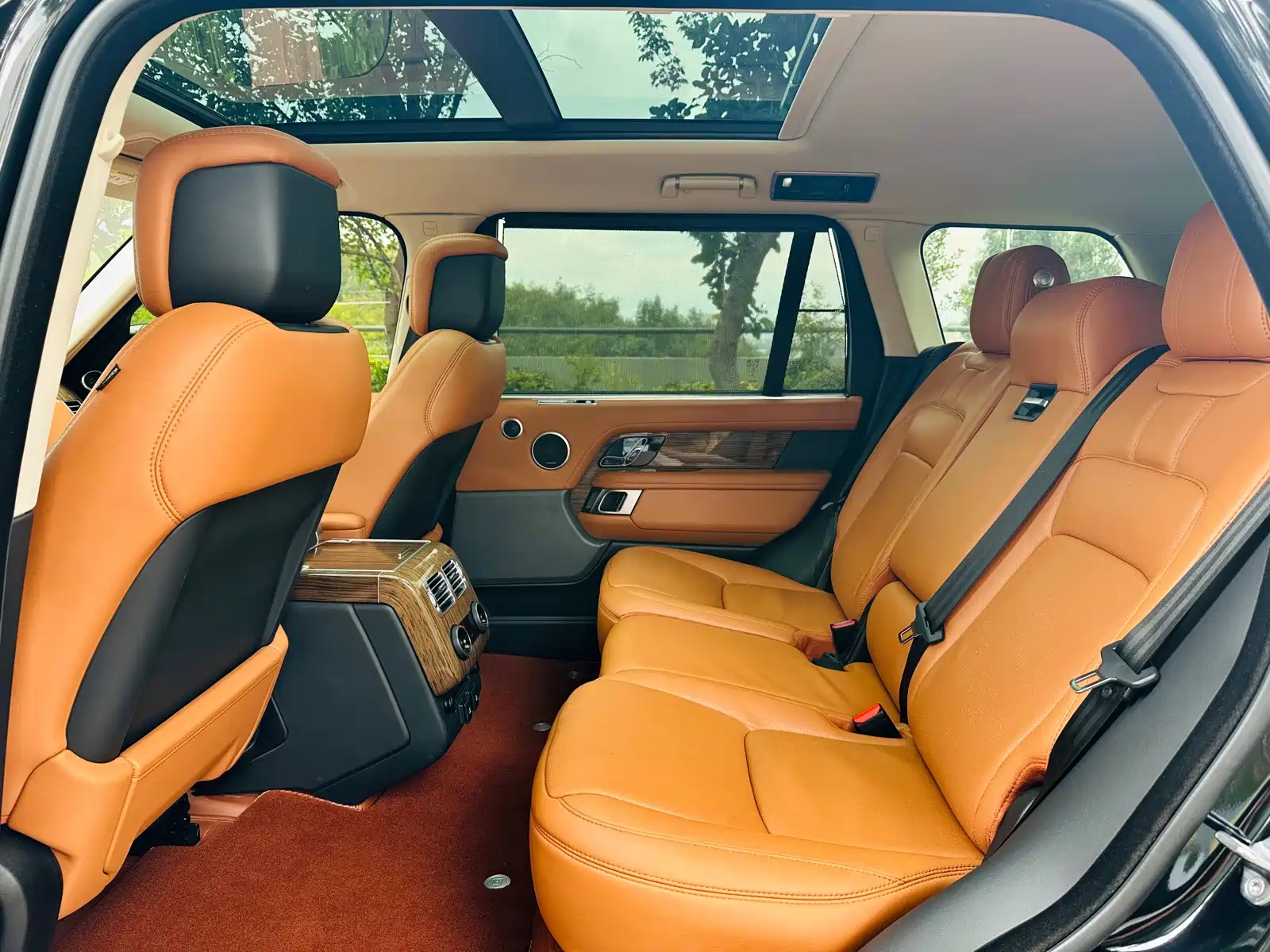 Фото 9 - Land Rover Range Rover