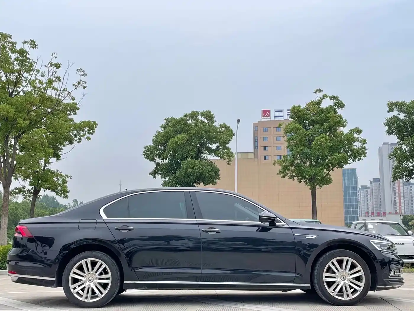 Volkswagen Phideon 2018 380TSI 2WD Flagship Edition фото 8