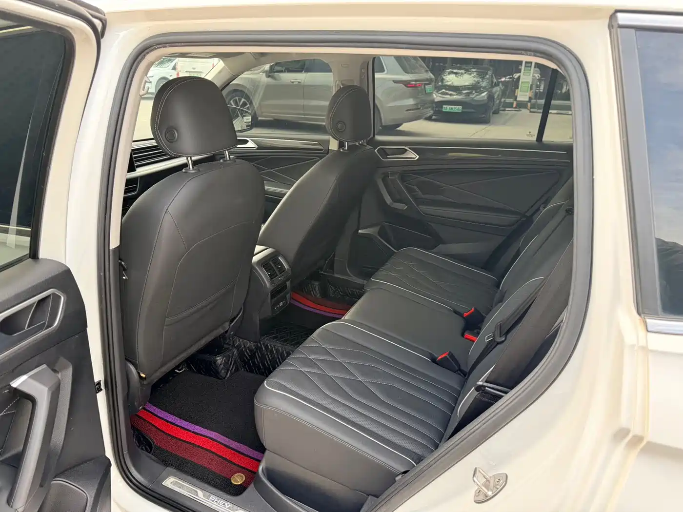 Volkswagen Tiguan L PHEV 2022 430PHEV Plug-in Hybrid Premium фото 10