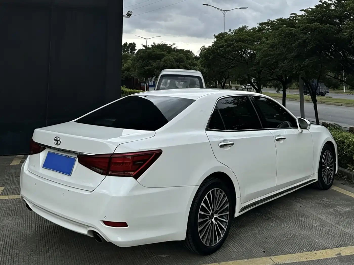 Toyota Crown 2018 2.0T Sport Edition фото 9