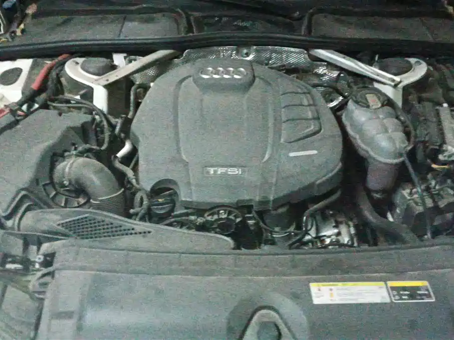 Audi A4L 2020 40 TFSI Fashion Dynamic Edition фото 10